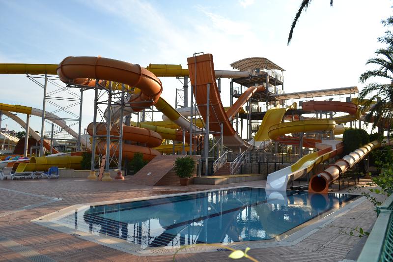 هتل Aqi Pegasos World