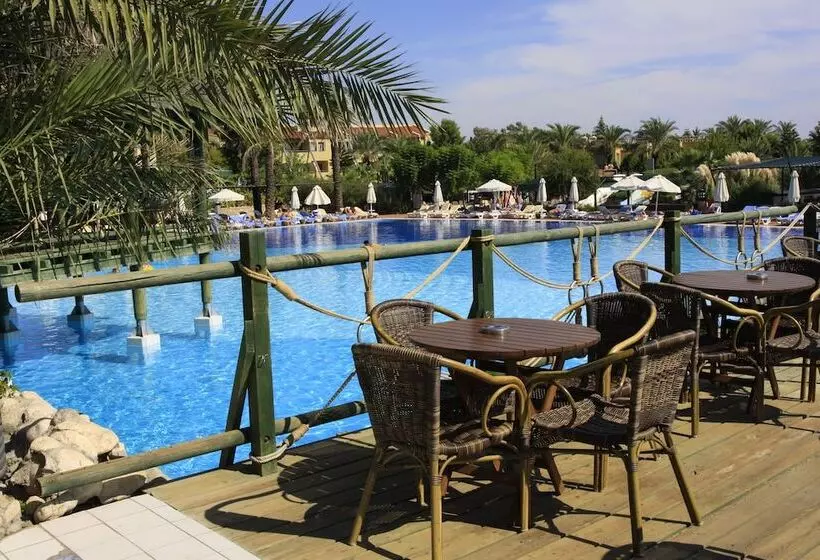 Отель Aqi Pegasos World