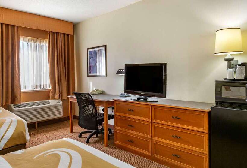 فندق Quality Inn & Suites Raleigh Durham Airport