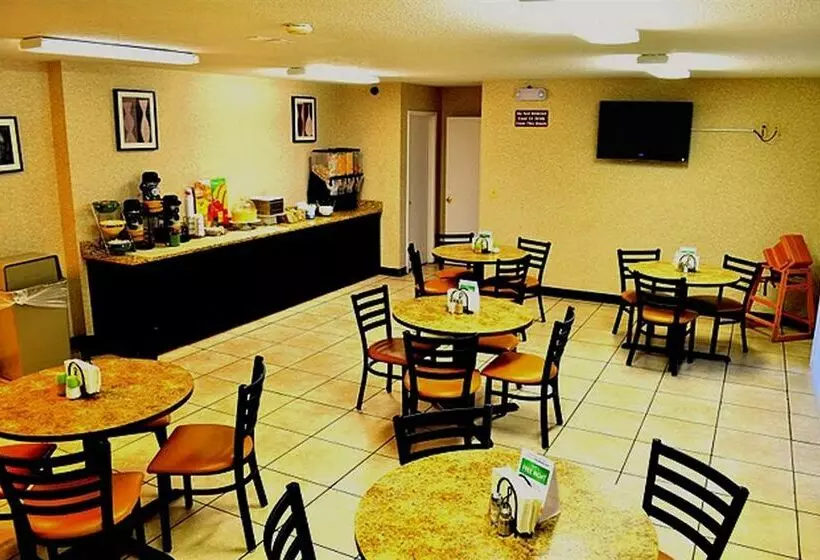 هتل Quality Inn Yakima Near State Fair Park