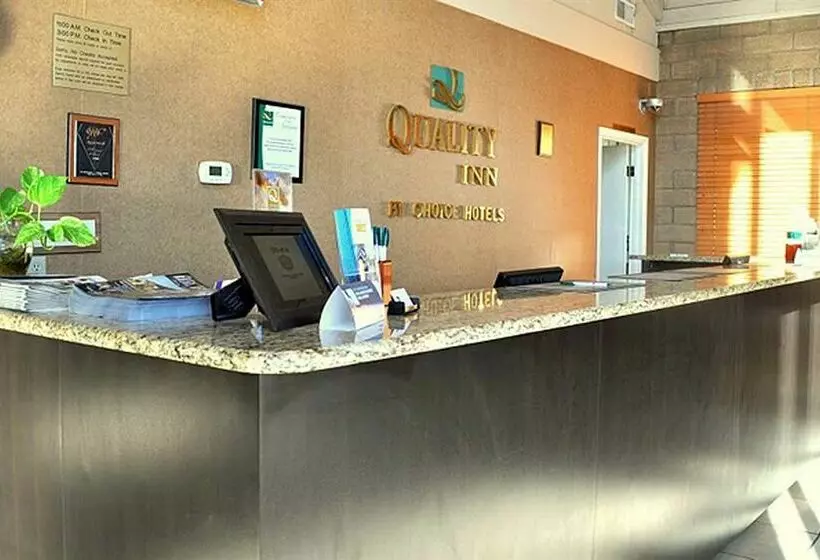 هتل Quality Inn Yakima Near State Fair Park