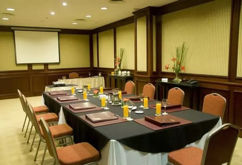 هتل Regal Pacific Puerto Madero