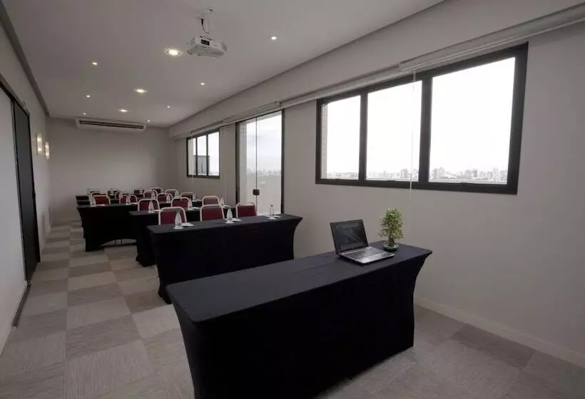 Rio Hotel By Bourbon Curitiba