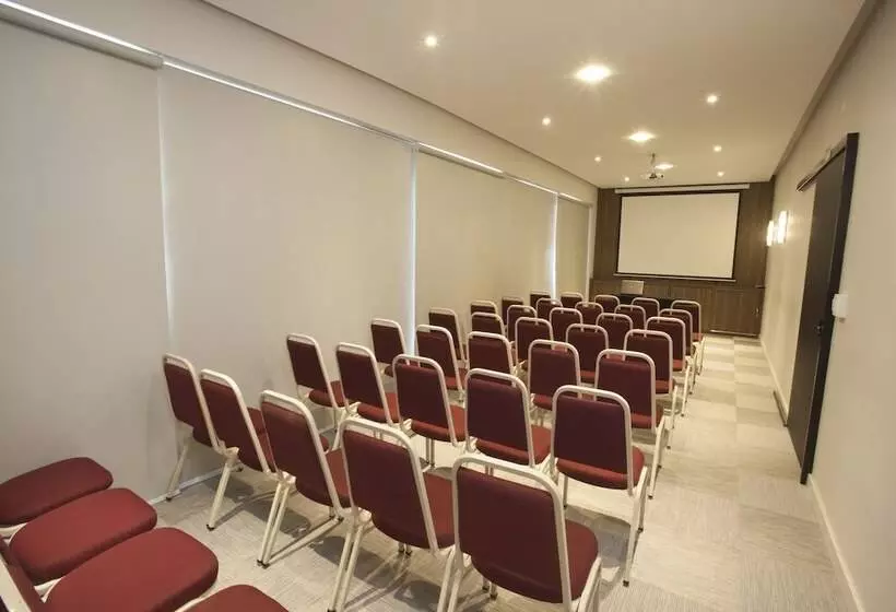 Rio Hotel By Bourbon Curitiba