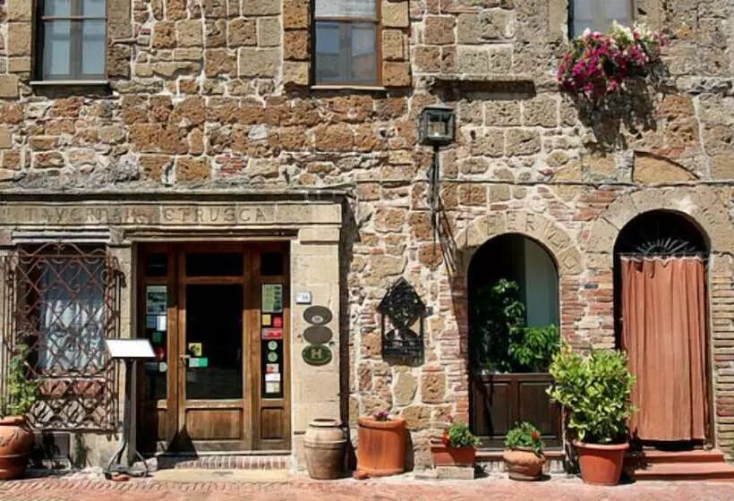 בית מלון כפרי Scilla