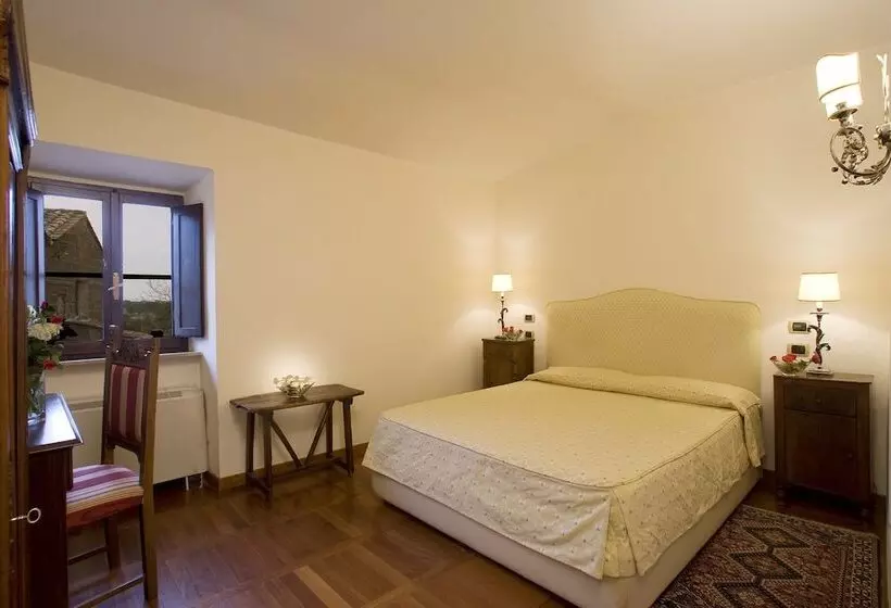 בית מלון כפרי Scilla