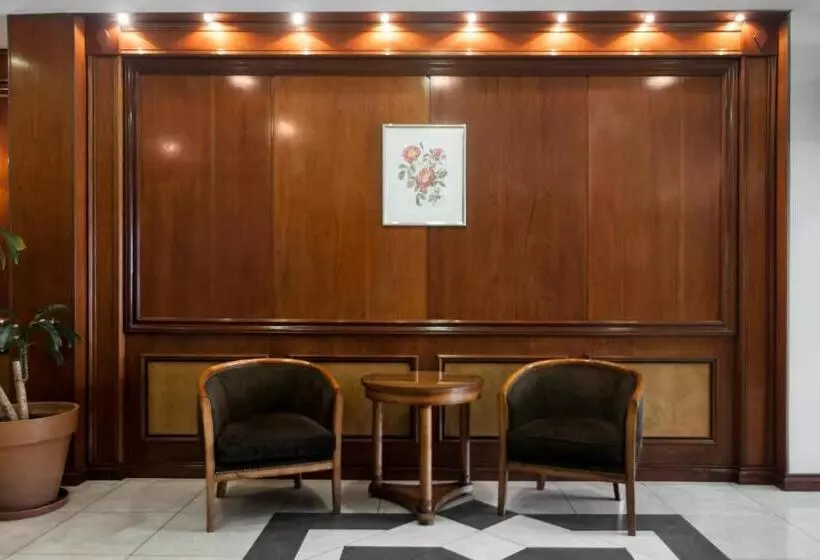 בית מלון כפרי Tucuman Center Suites&business