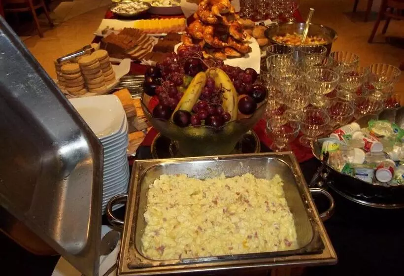 בית מלון כפרי Tucuman Center Suites&business