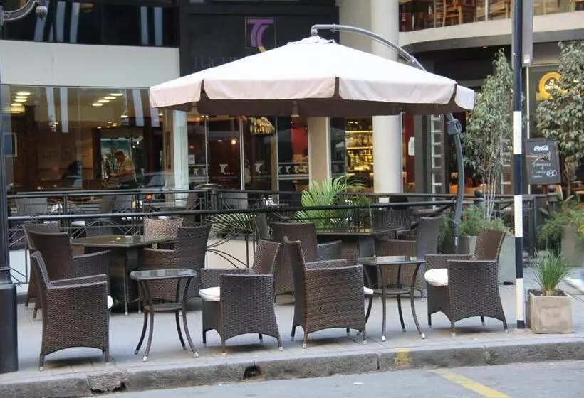 בית מלון כפרי Tucuman Center Suites&business