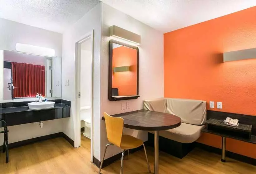 Motelli Rodeway Inn Baltimore  Inner Harbor South