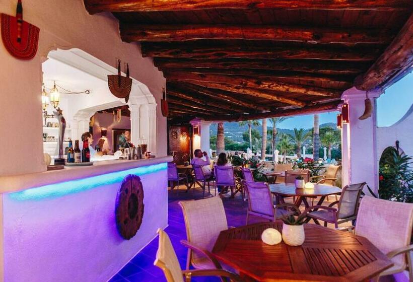 Petunia Ibiza  Adults Only