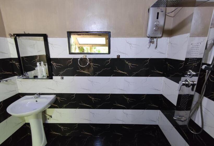 Aamiaismajoitus (B&B) Alone Cage Ella