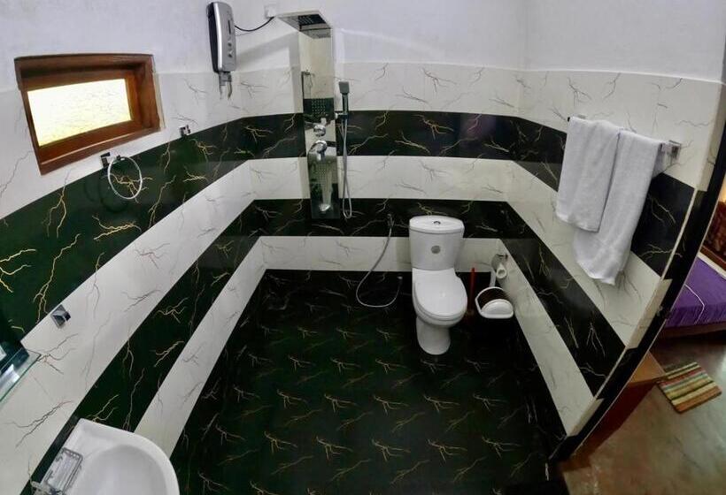 Aamiaismajoitus (B&B) Alone Cage Ella