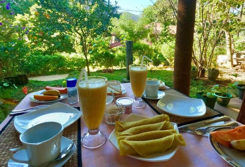 Aamiaismajoitus (B&B) Alone Cage Ella