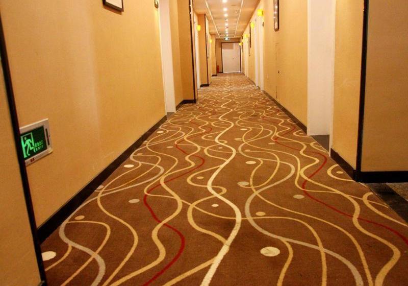 בית מלון כפרי 7 Days Inn·premium  Ji An Jingangshan Avenue