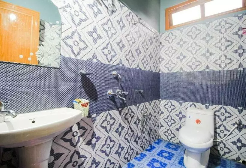ホテル O Jwajalapa Homestay