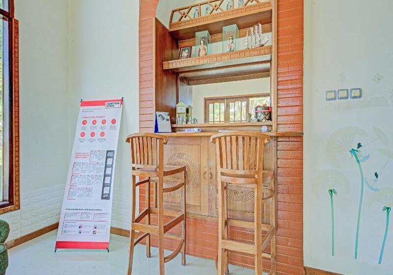 בית מלון כפרי Oyo 3208 Inn App