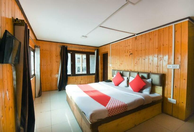 Otel Oyo 63738 Akash Palace