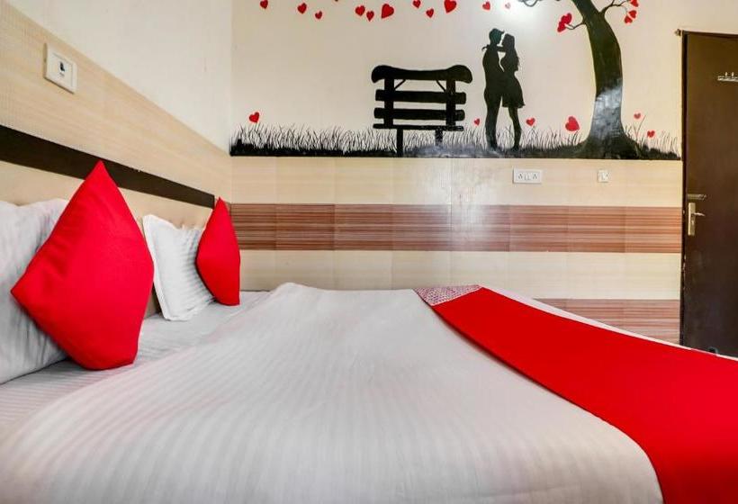 ホテル Oyo 70454  Redox