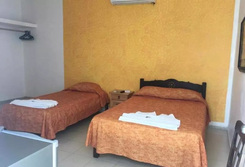 هتل Posada Olmeca
