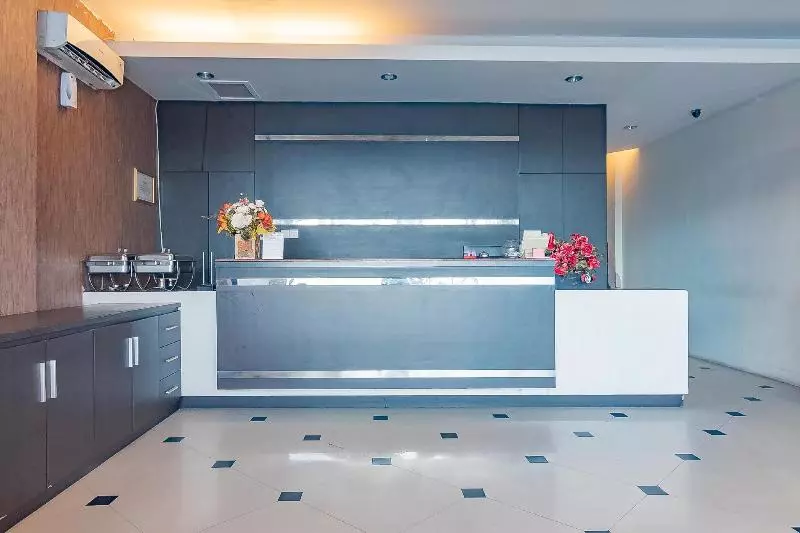 Hotelli Reddoorz Near Stadion Sanaman Mantikei