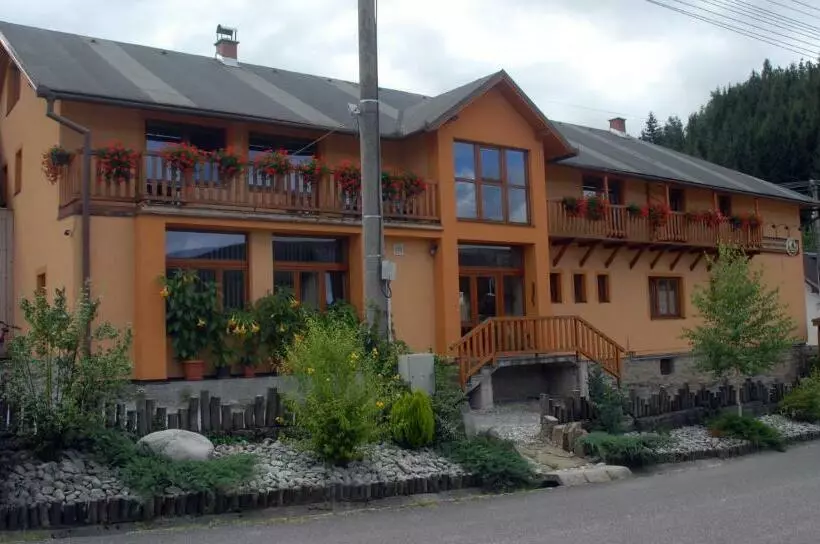 Majatalo Penzión Pod Kýčerou