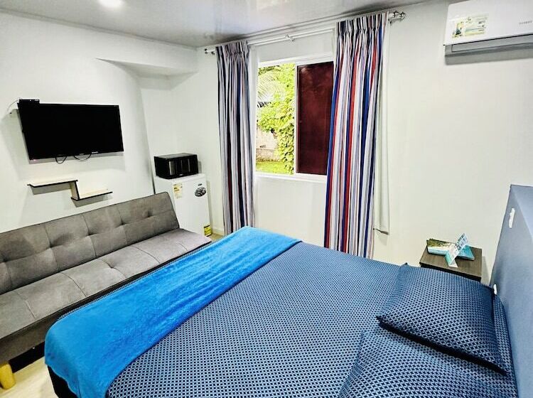 هاستل Palmare House