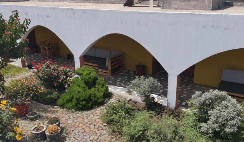 تختخواب و صبحانه Casa Alcindo