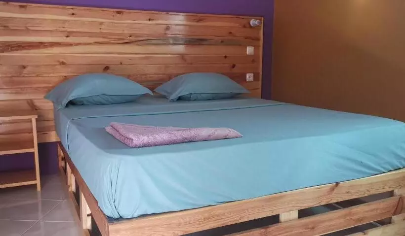 تختخواب و صبحانه Casa Alcindo