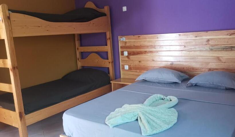 تختخواب و صبحانه Casa Alcindo