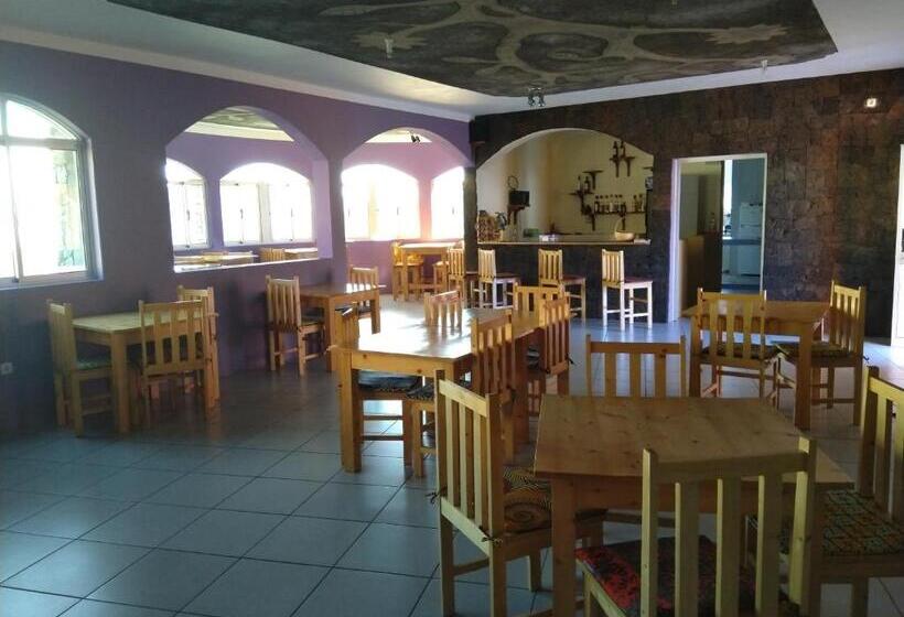 تختخواب و صبحانه Casa Alcindo