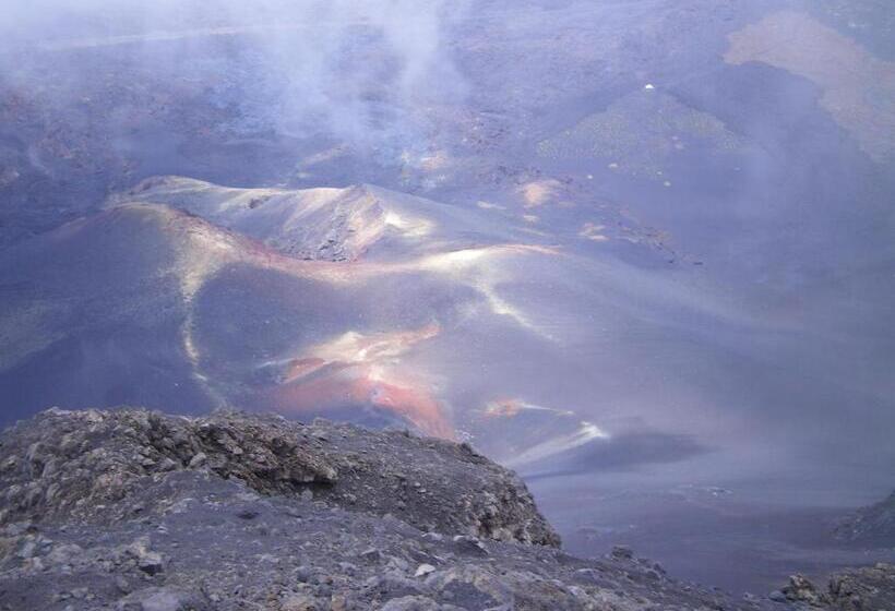 تختخواب و صبحانه Casa Alcindo