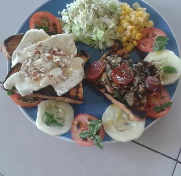 تختخواب و صبحانه Casa Alcindo