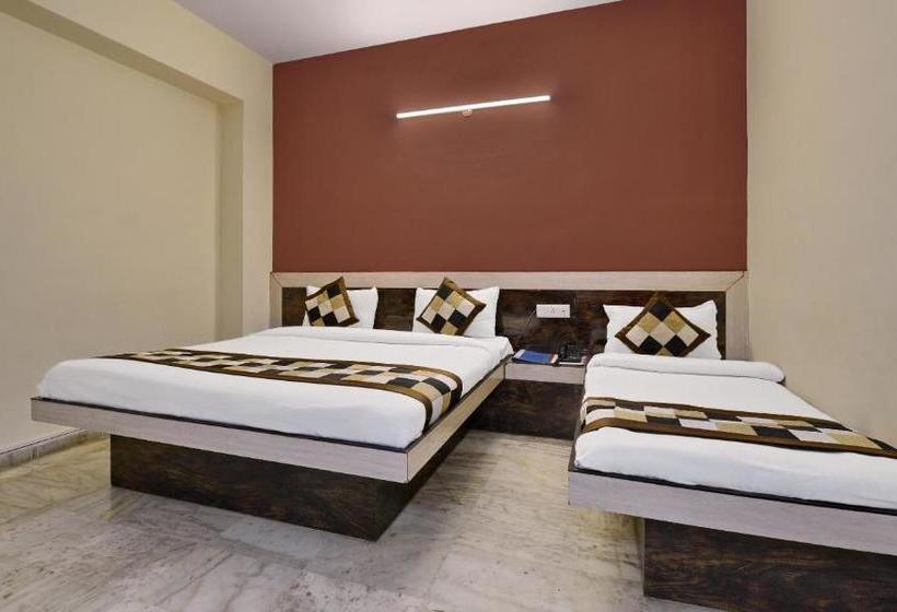 ホテル Anokhi Palace