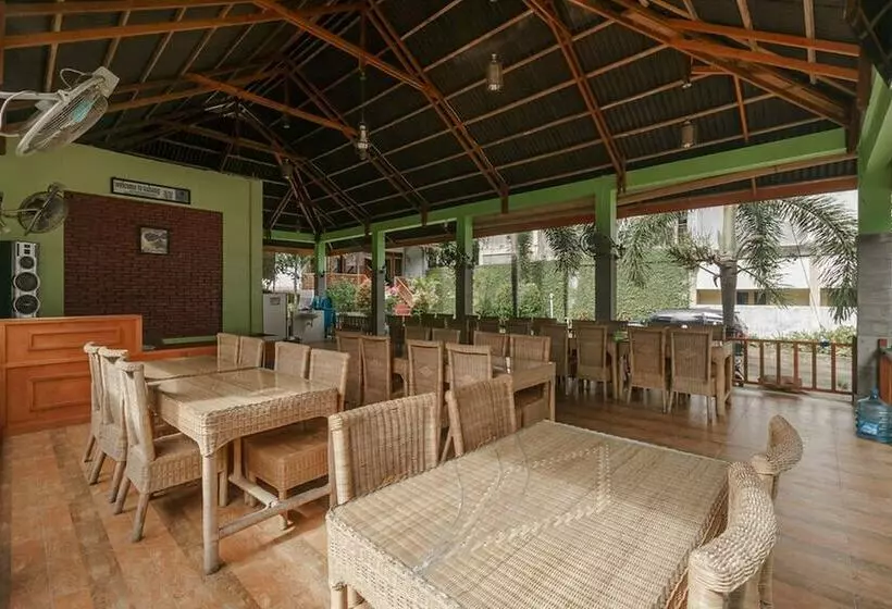 ペンション Reddoorz Syariah @ Iboih Beach Sabang