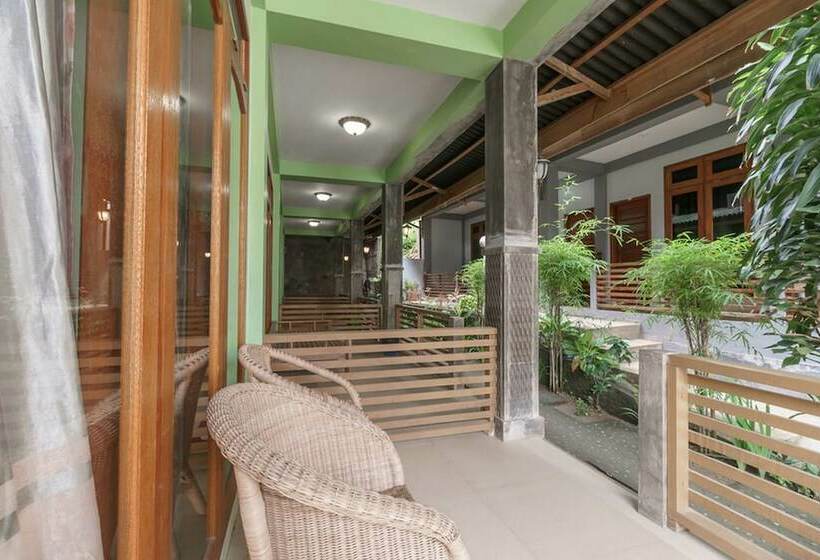 פנסיון Reddoorz Syariah @ Iboih Beach Sabang