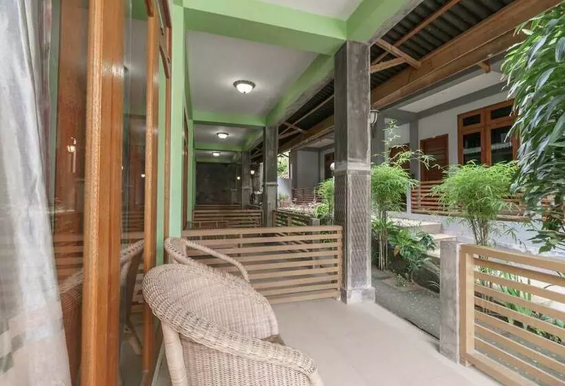 ペンション Reddoorz Syariah @ Iboih Beach Sabang