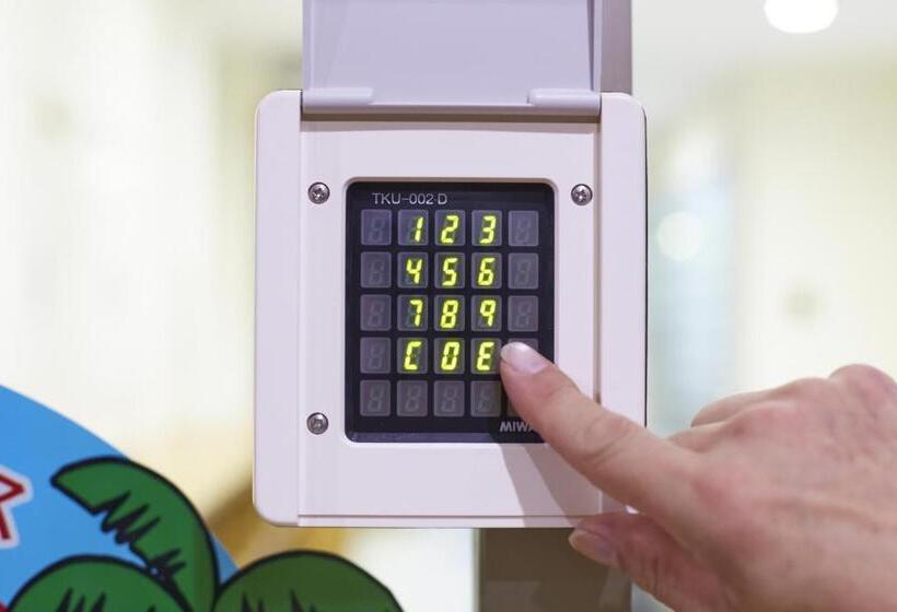 הוסטל Guest House Grand Naha