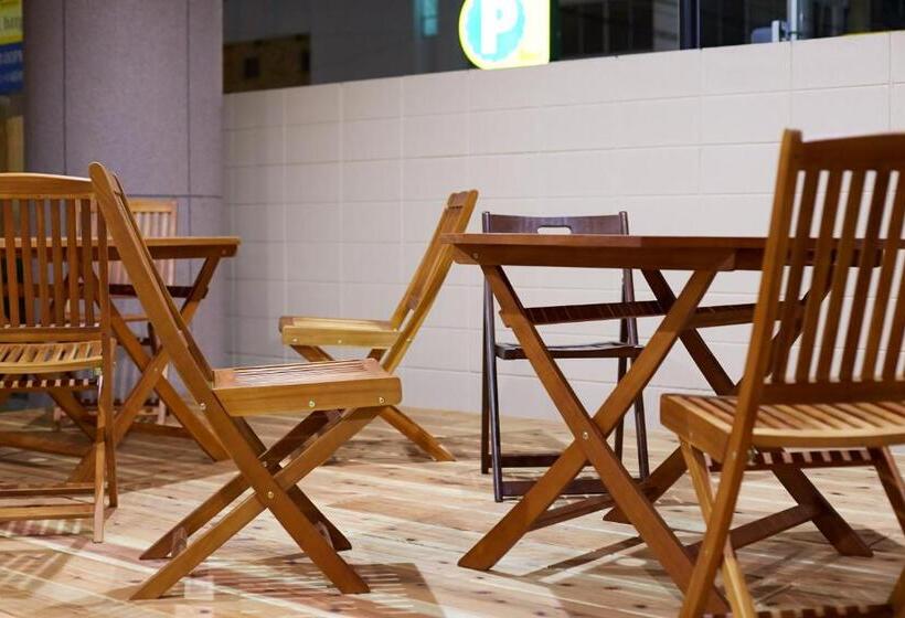 הוסטל Guest House Grand Naha