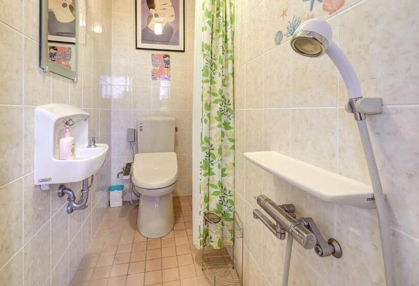 הוסטל Guest House Grand Naha