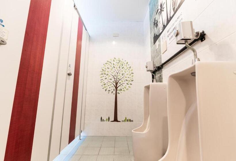 הוסטל Guest House Grand Naha