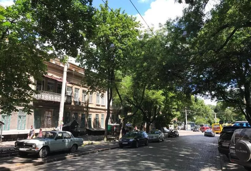 Apartments Near Deribasovskaya