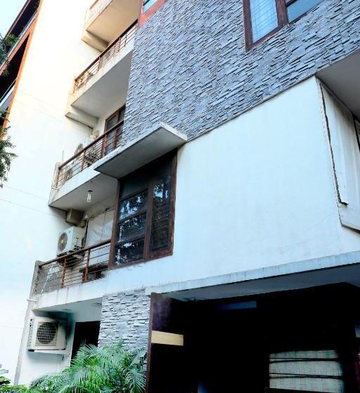 Bed and Breakfast Indee Home