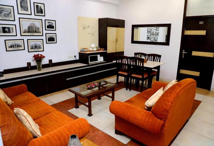 Bed and Breakfast Indee Home