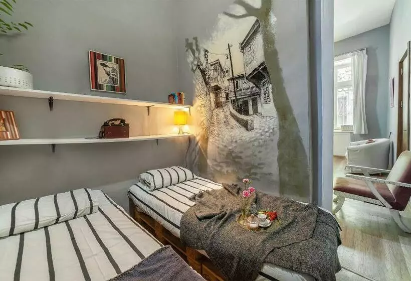 Hostel Indie Mindie