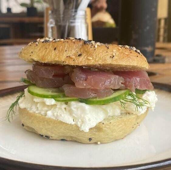 בית מלון כפרי Atii Bungalow