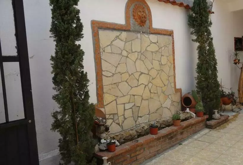 هتل Posada El Gran Cipres