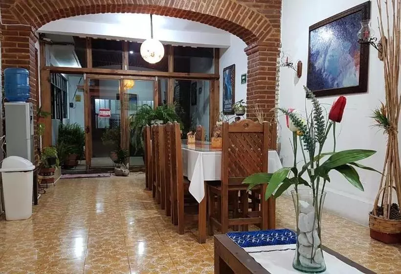 هتل Posada El Gran Cipres