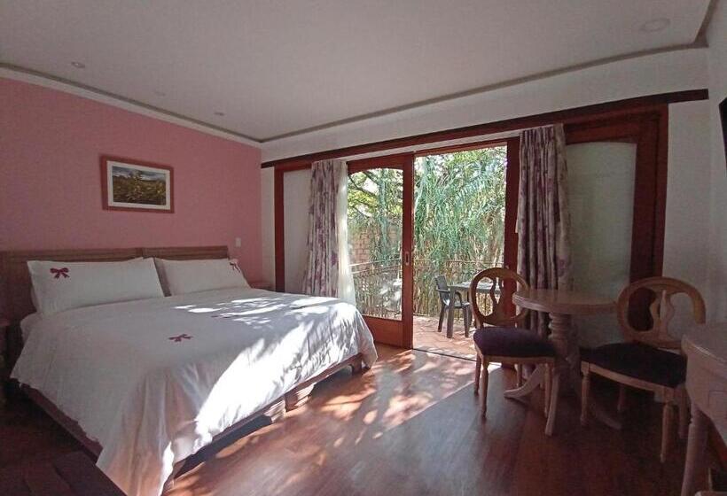 La Casa Del Arbol Hotel Boutique Villa De Leyva