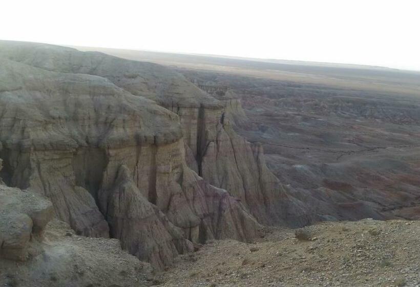 پانسیون City Guesthouse & Tours